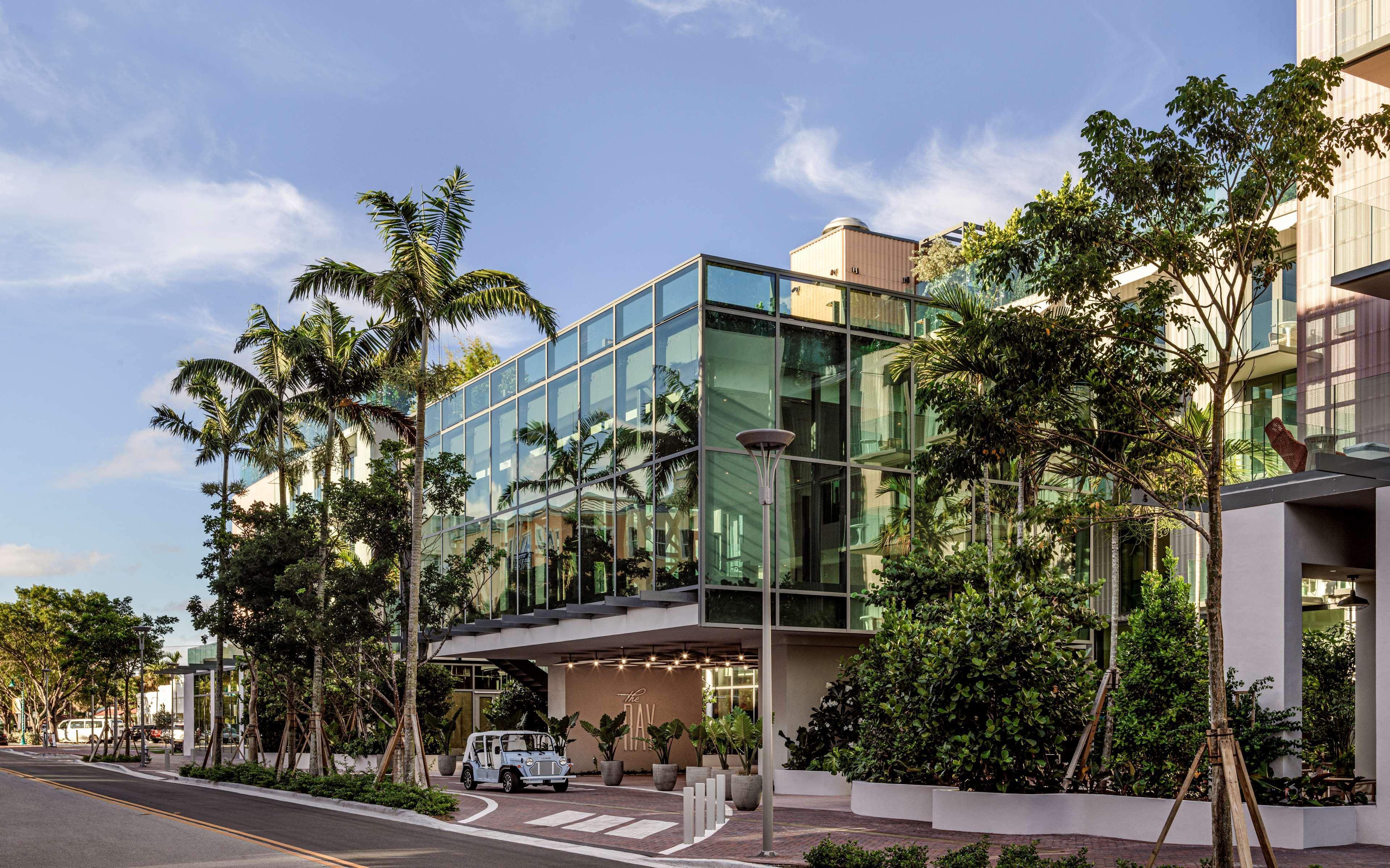 The Ray Hotel Delray Beach, Curio Collection By Hilton Exterior photo
