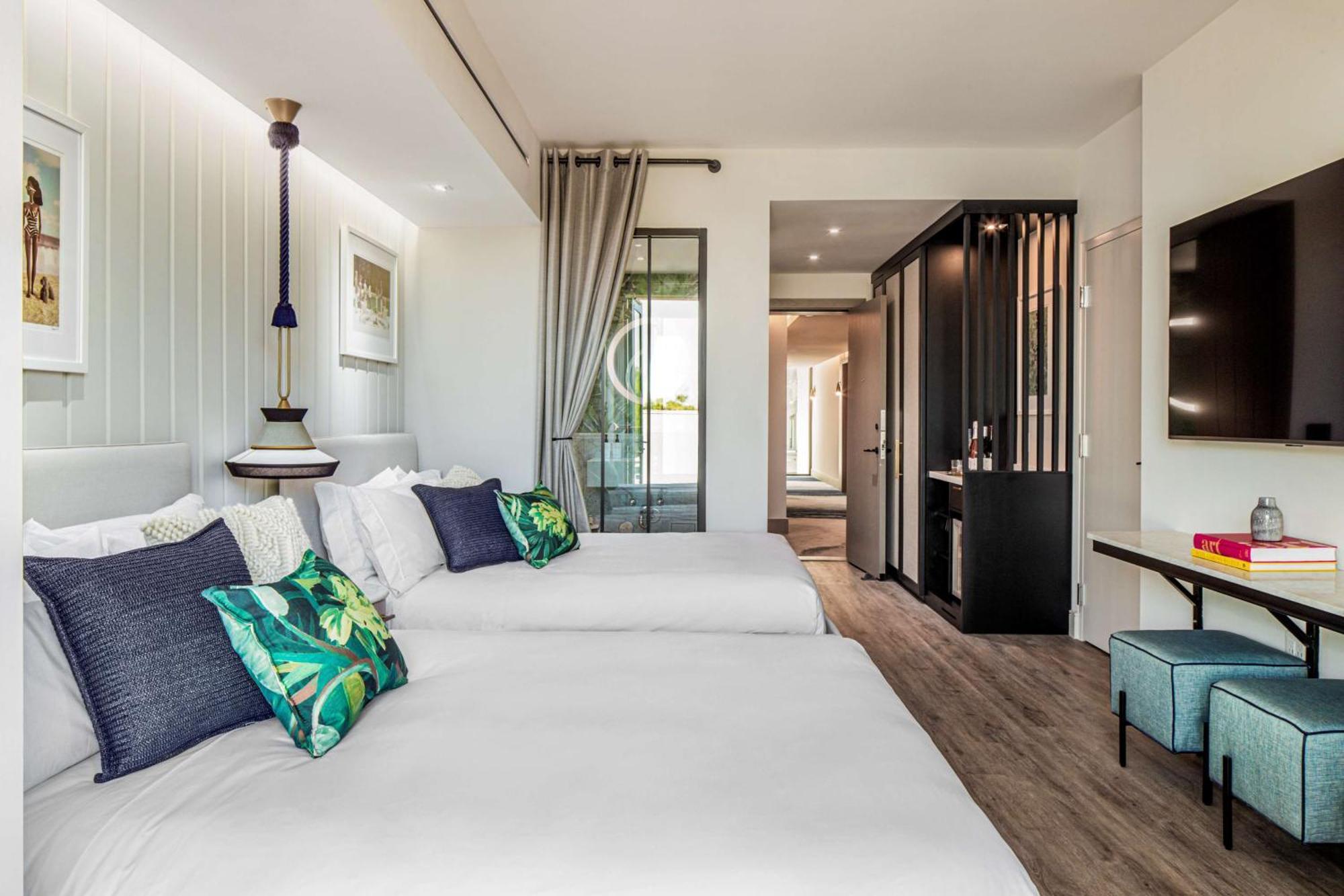 The Ray Hotel Delray Beach, Curio Collection By Hilton Exterior photo