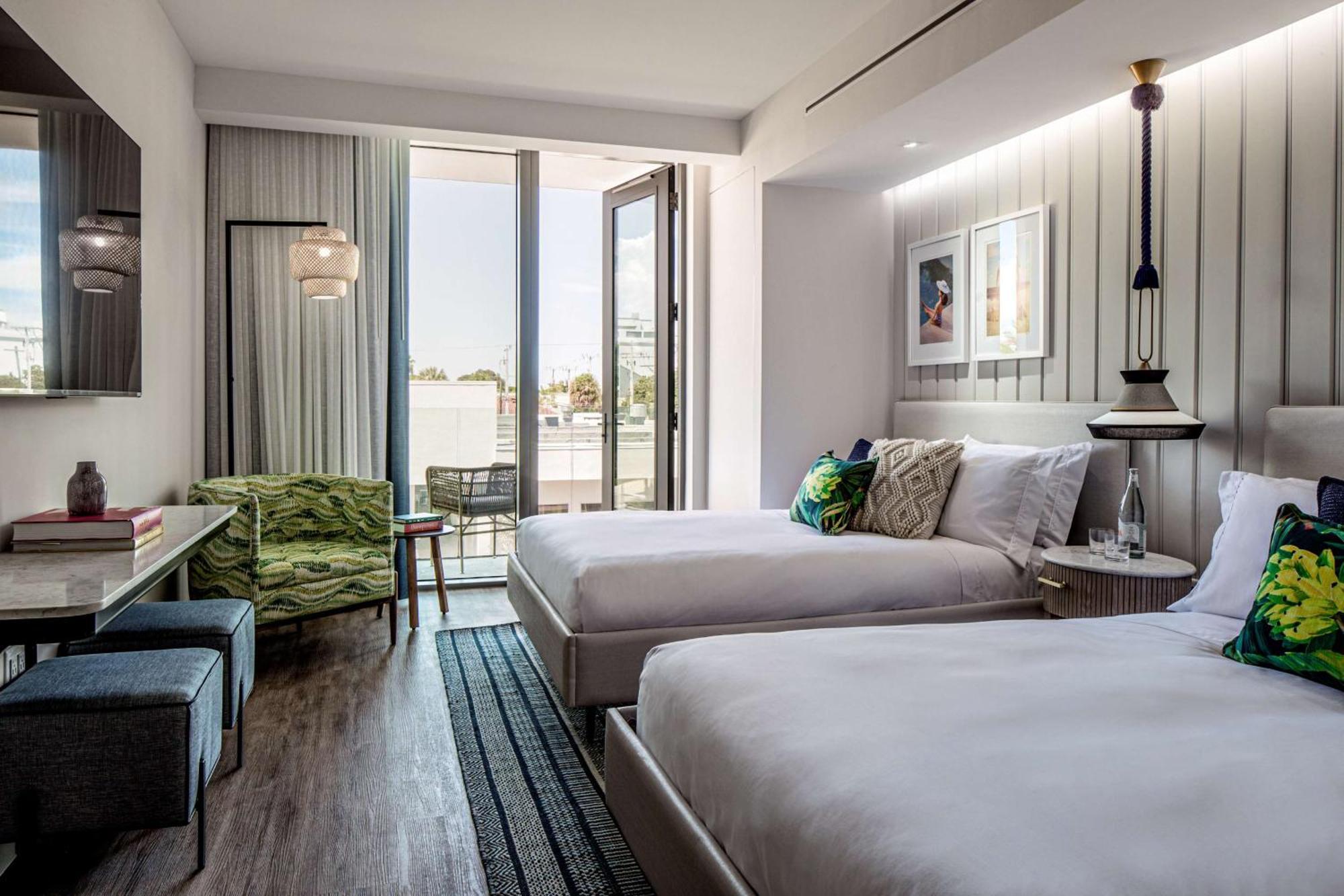 The Ray Hotel Delray Beach, Curio Collection By Hilton Exterior photo
